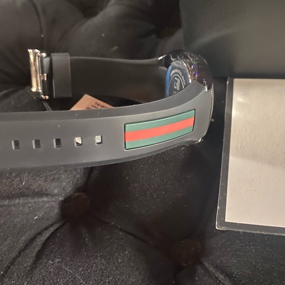 Gucci Sync Watch - Picture 3 of 7